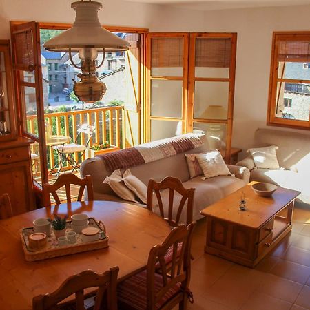 Apartament Montsent Rialp Exteriör bild