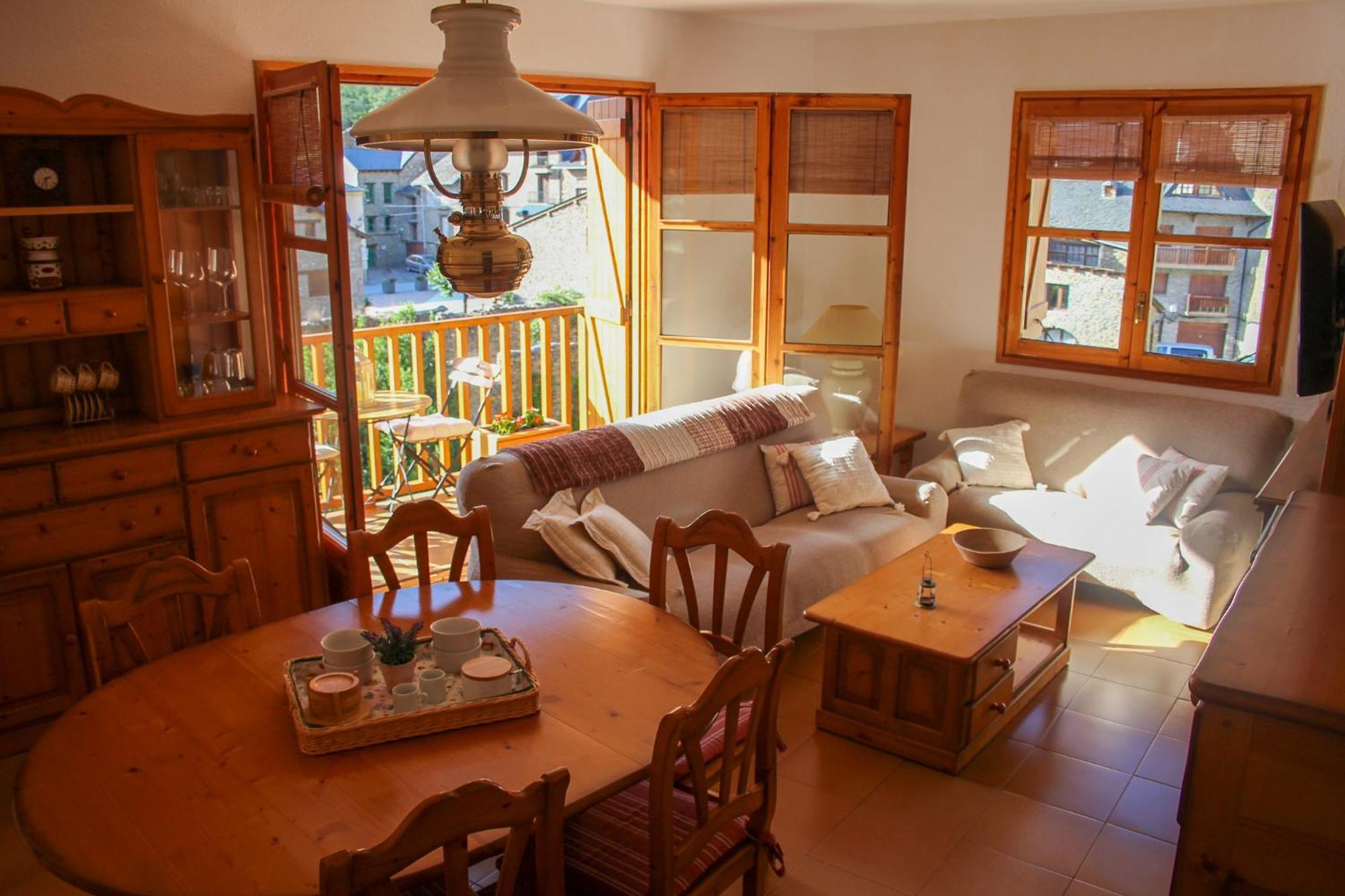 Apartament Montsent Rialp Exteriör bild