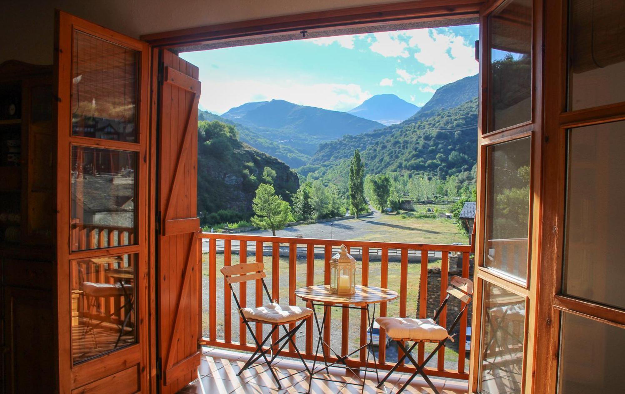 Apartament Montsent Rialp Exteriör bild